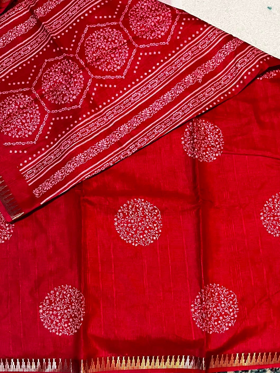 Rani Silk Cotton Saree with Zari Border | The Saree Shop
